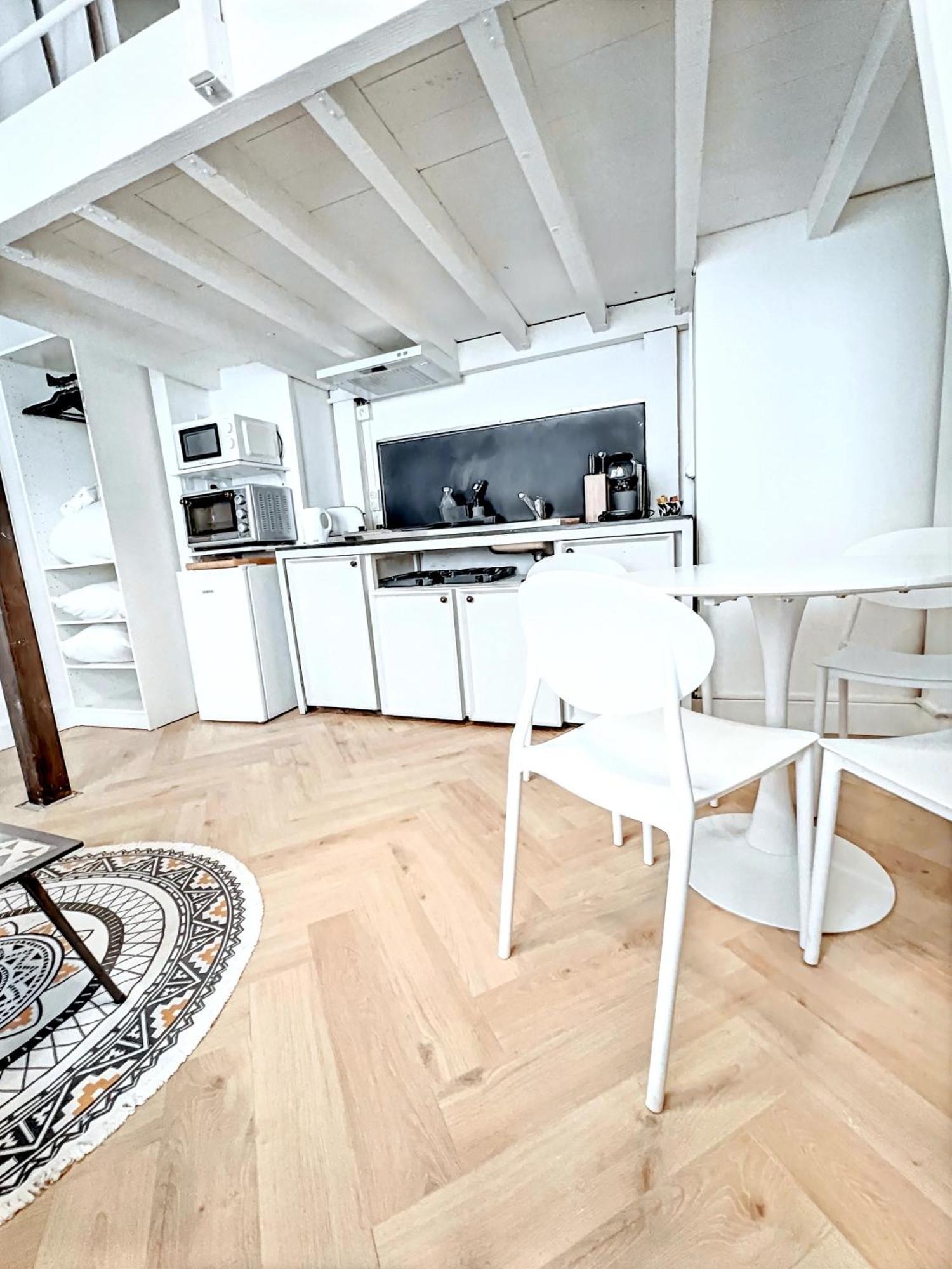 칸느 Mini Duplex 50M Du Vieux Port 아파트 외부 사진